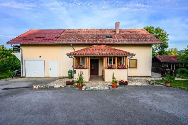 Guesthouse Mirko Hodak Seliste Dreznicko Exteriér fotografie