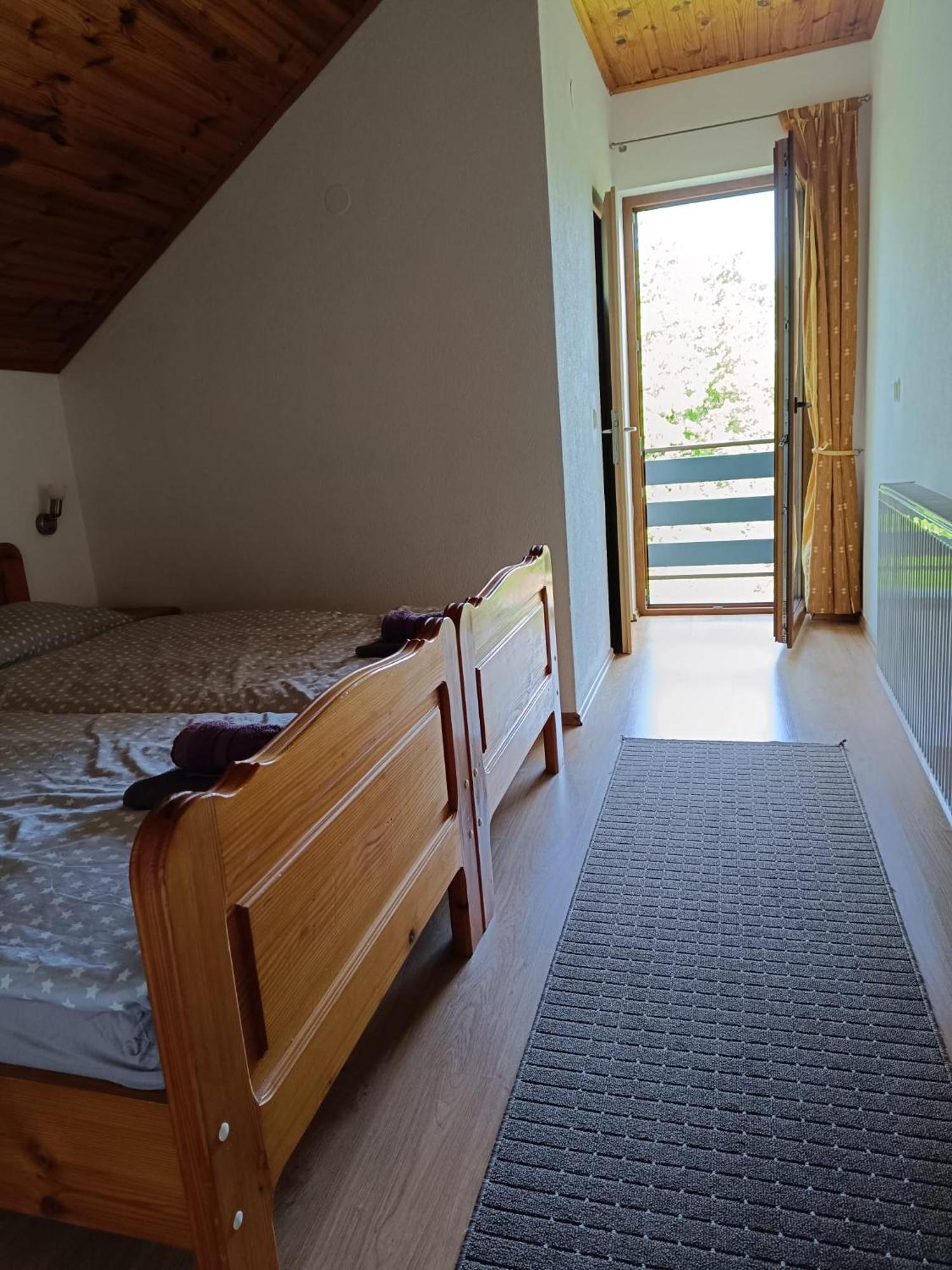Guesthouse Mirko Hodak Seliste Dreznicko Exteriér fotografie
