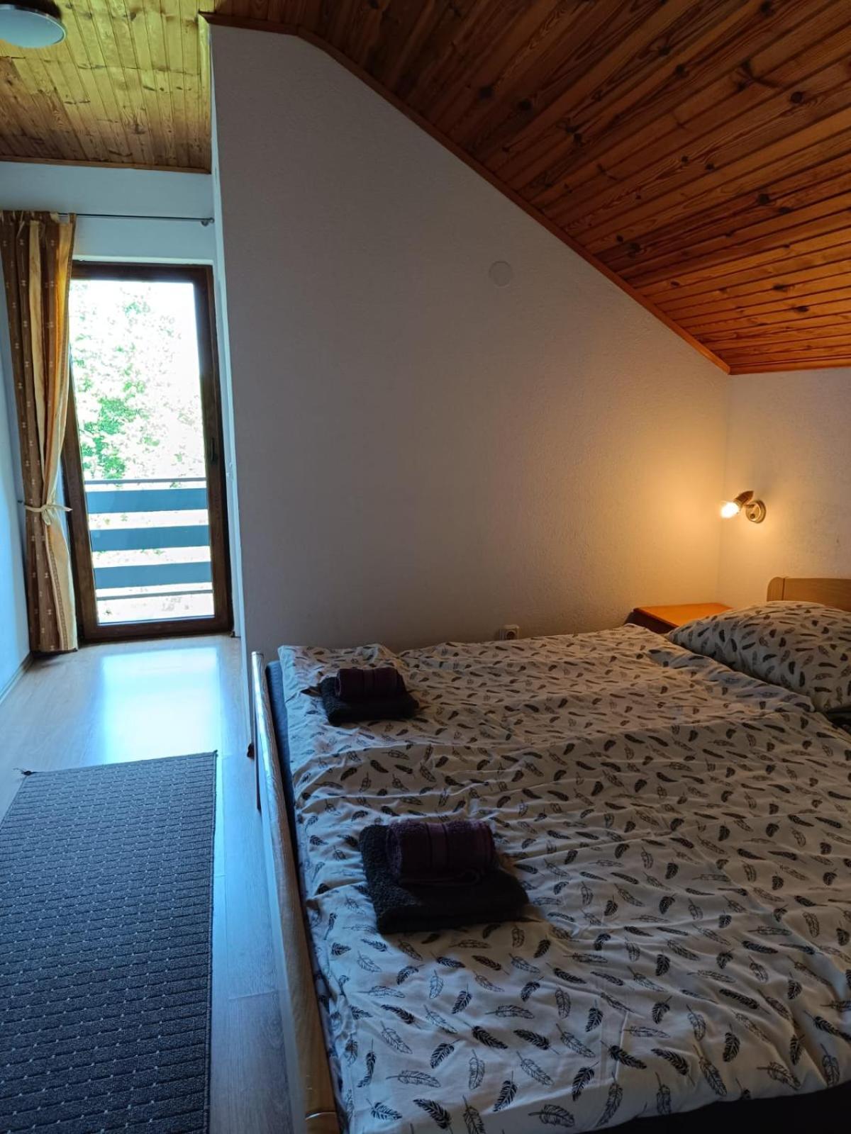 Guesthouse Mirko Hodak Seliste Dreznicko Exteriér fotografie